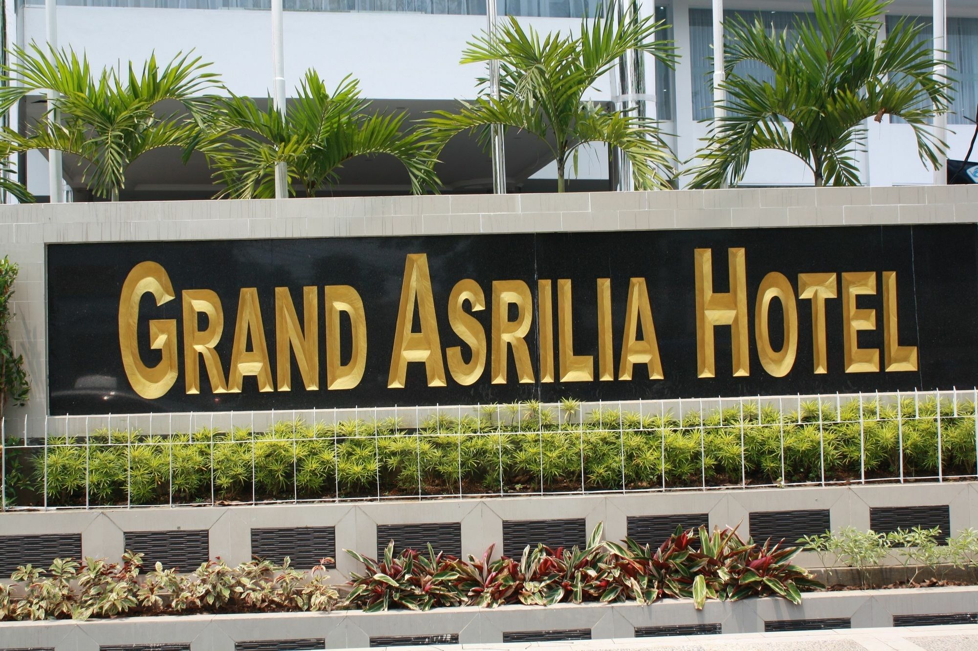 Grand Asrilia Hotel Bandung Ngoại thất bức ảnh